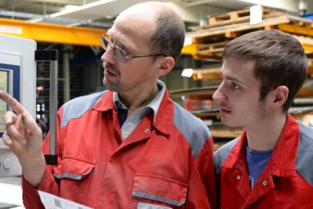 Thrash It Out: Do we need to start paying apprentices the actual minimum wage?