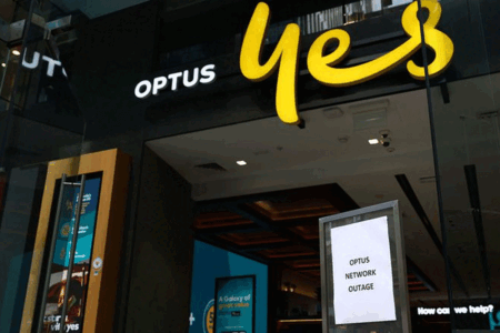 ‘No compo’ – Optus snubs customers after network crisis