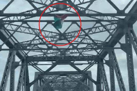 SPOTTED: Palestinian flags hung across Tom Ugly’s Bridge