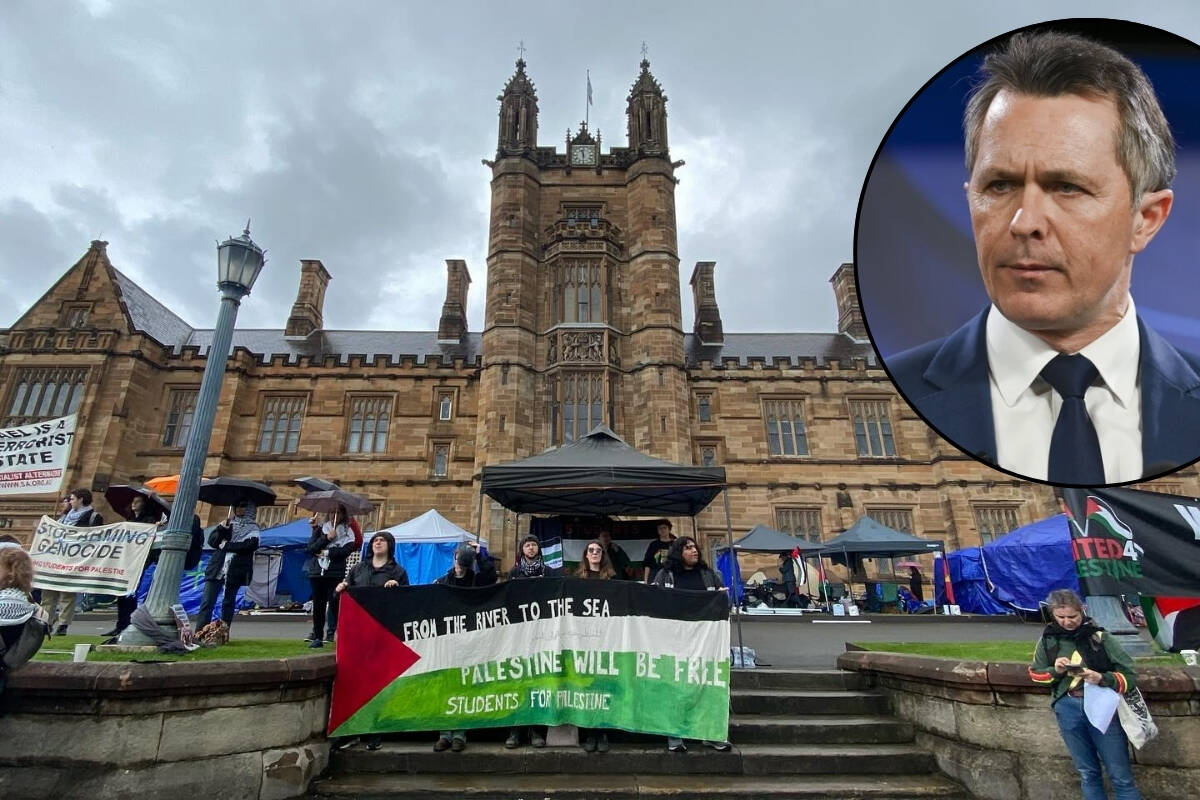 Article image for Ray slams Education Minister for response to anti-Semitic chants