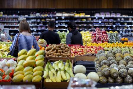 Supermarket inquiry report recommends price gouging ban and divestiture power