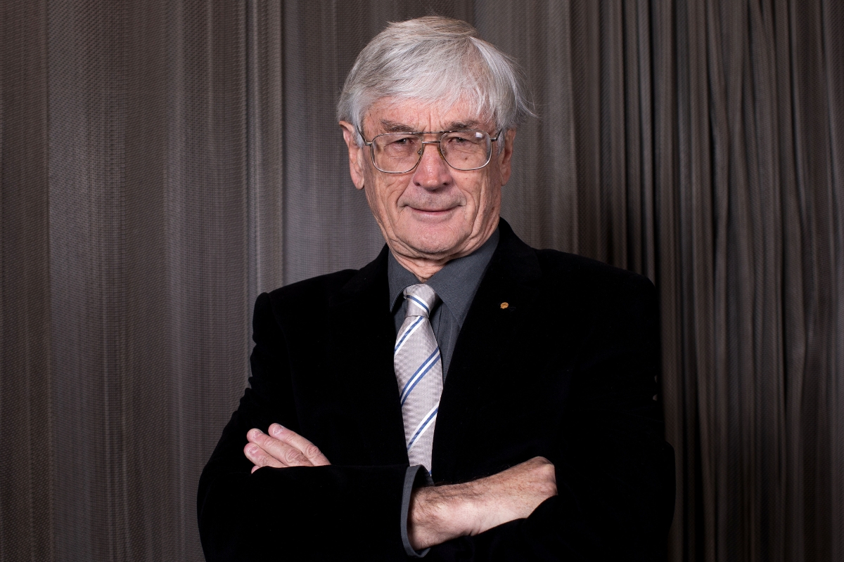 Article image for ‘Completely delusional’ – Dick Smith slams the idea of running Australia with wind and solar
