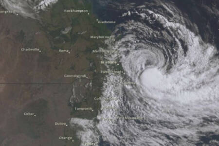 ‘Don’t be a disaster tourist’ – Local mayor’s big plea amid looming cyclone