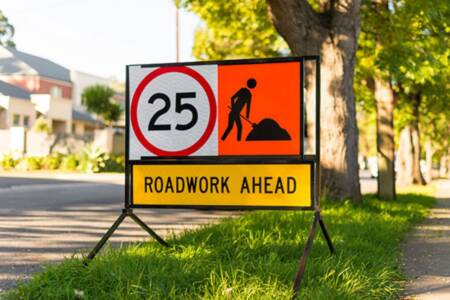 ‘50% fail rate’ – Foreign drivers struggling to read Aussie road signs