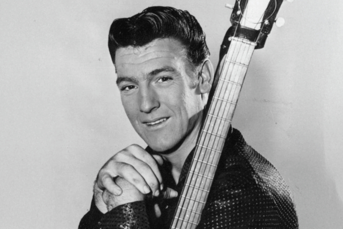 Article image for ‘We’ve lost a legend’ – Singer Col Joye dies at the age of 89