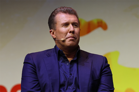 ‘2025 Logies’ – Vote for Peter Overton as best news presenter