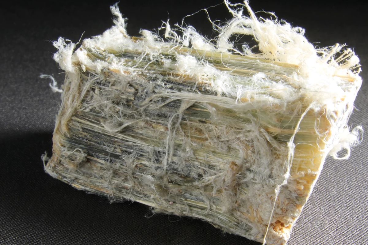 Article image for ‘Hidden dangers of asbestos’ – Cancer Council warns of DIY reno dangers