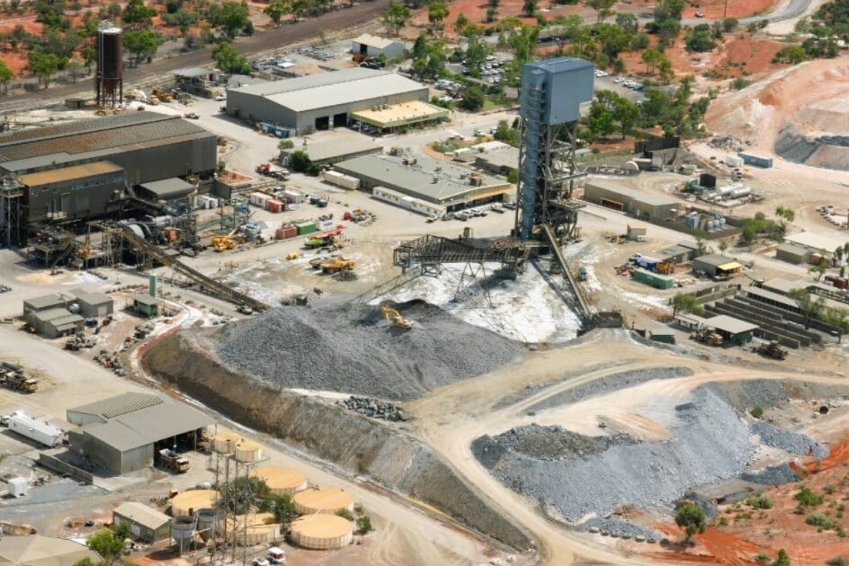 Article image for Aussie workers killed in underground mine explosion