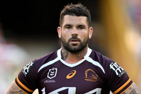 Reynolds leaves door ajar for Rabbitohs swansong – Broncos champion opens up on future