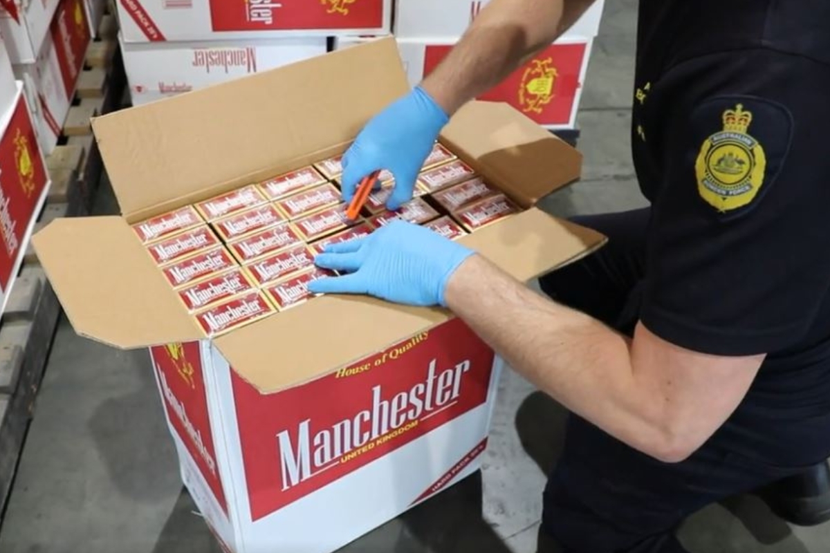 Article image for ‘No idea’ – Tax Office says illegal smokes market is too big to count