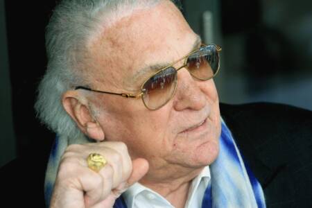 ‘Farewell’ – Funeral date locked in for John Laws