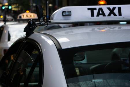 ‘Ripped off’ – Rogue taxi drivers cheating new fixed-fare system