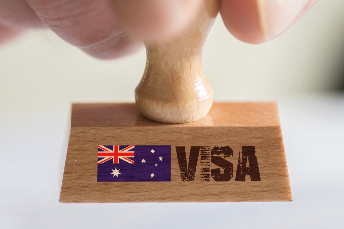 Article image for ‘Cesspool of scams’ – Migration agent blows the whistle