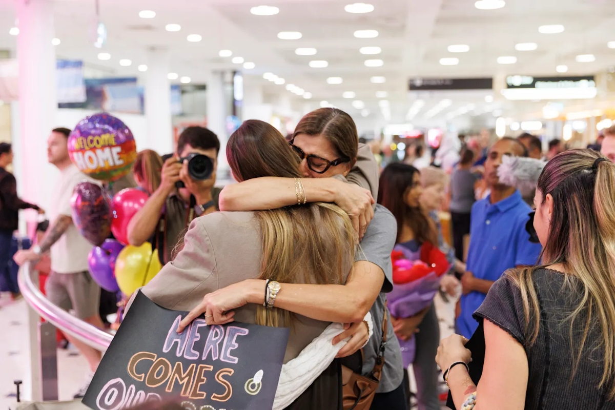 Article image for ‘Safely home’ – 100s of Aussies touch down amid Middle East conflict