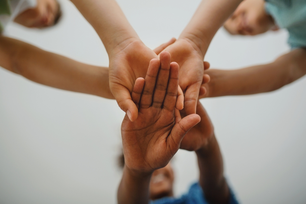 Article image for ‘Manners matter’ – 17-year-old schoolgirl’s initiative to encourage respect