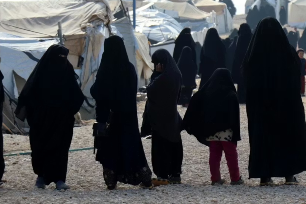 Article image for ‘Tickets booked’ – ISIS brides attempt to return to Australia