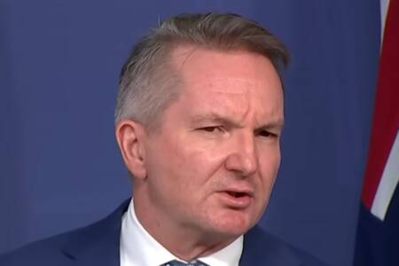‘Heated clash’ – Energy Minister Chris Bowen confronted over fuel crisis