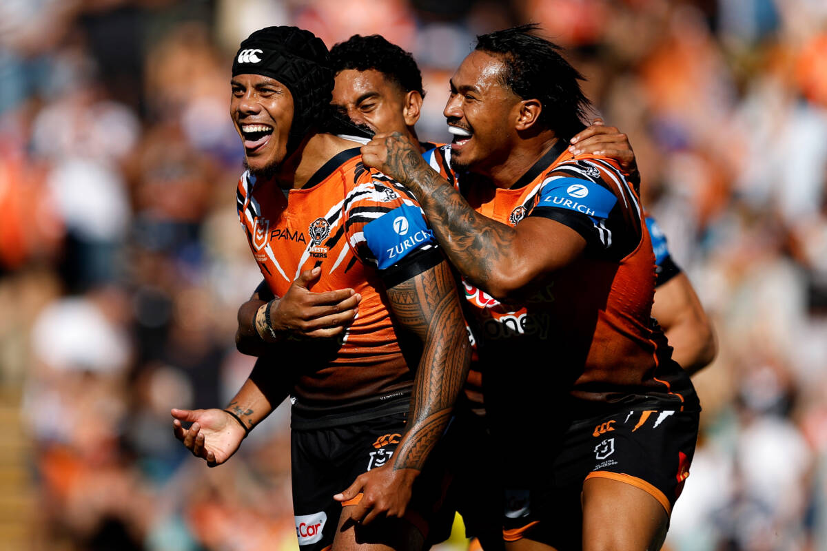 Article image for FOOTY TIPPING | Presenter tips for Round 7