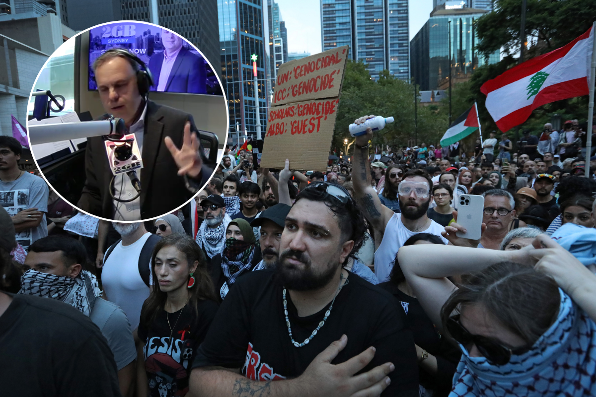 Article image for ‘Crazy lefties’ – Clinton calls out ‘disrespectful’ protestors