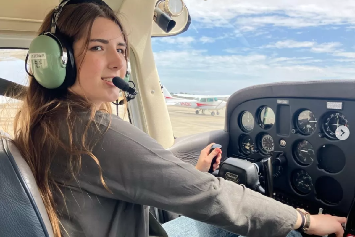 Article image for ‘Support Rose’ – 17-year-old flying around Australia