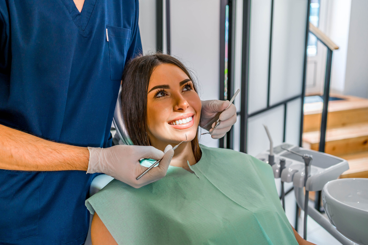 Article image for Health expert warns of the risks in offshore dentistry