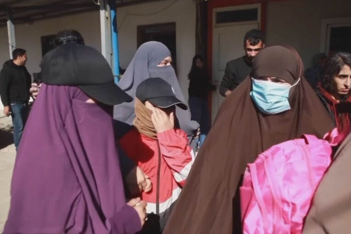 Article image for ‘Committed treason’ – Levy rips Tony Burke as ISIS brides return