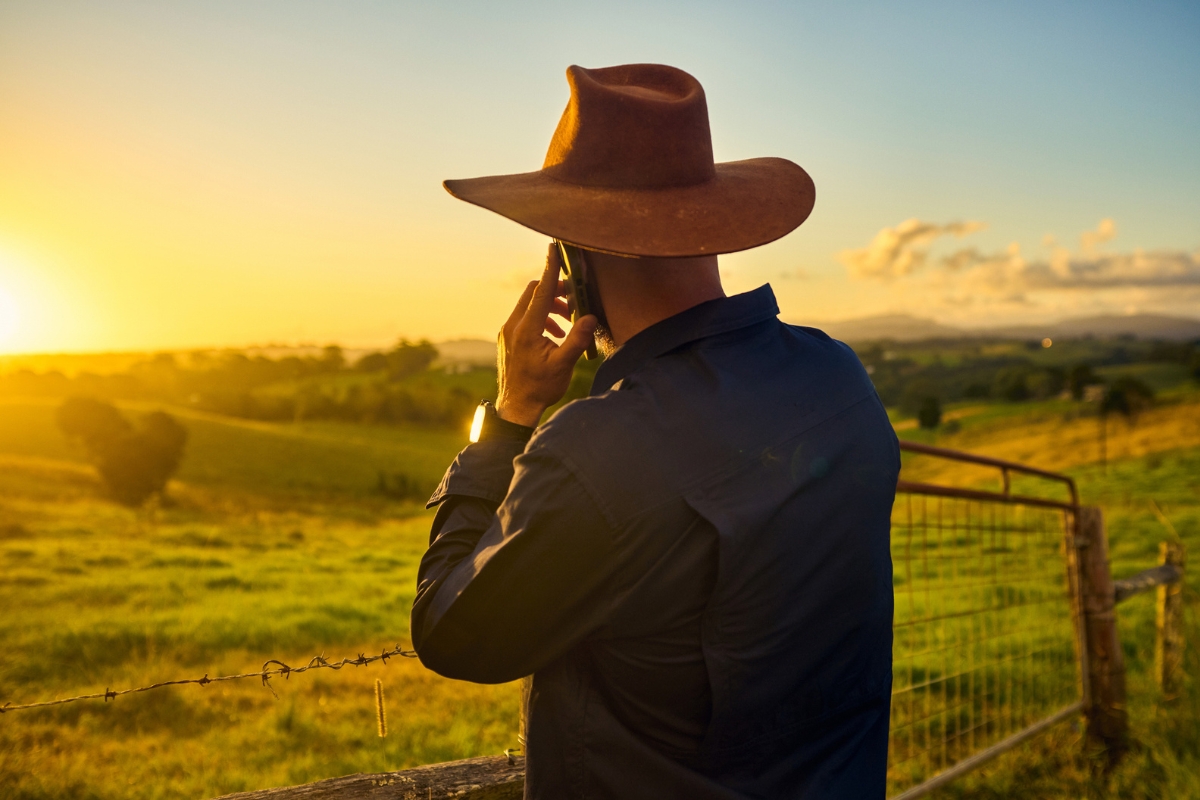 Article image for ‘Shout a farmer a beer’ – Initiative to support rural aid