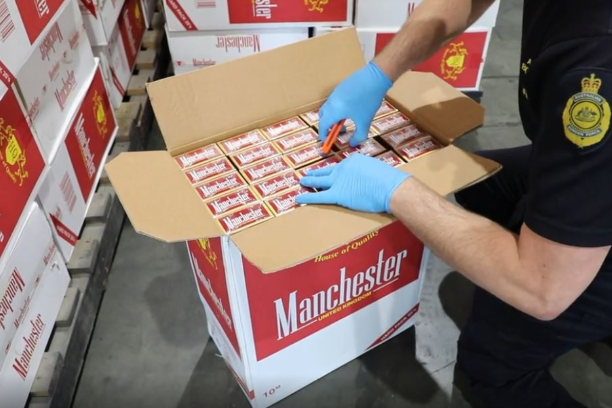 Article image for ‘Ready to quit’ – Businesses losing war against dodgy smoke shops