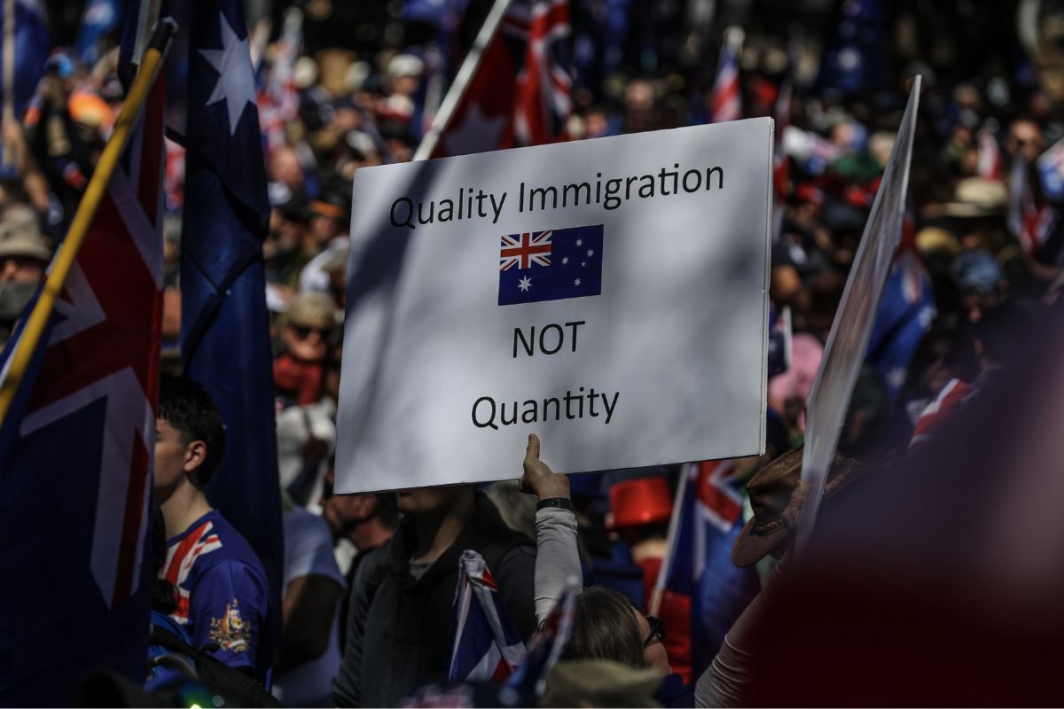 Article image for ‘100,000 more’ – Clinton Maynard exposes the truth in the latest migration numbers