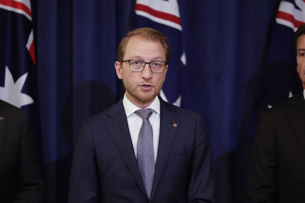 Article image for ‘Unserious’ – Liberal Senator rips apart Victoria Barracks sale argument