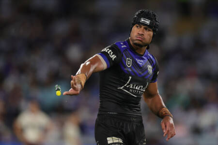 ‘Broken down record’ – J’Moz pulls apart Bulldogs’ spine