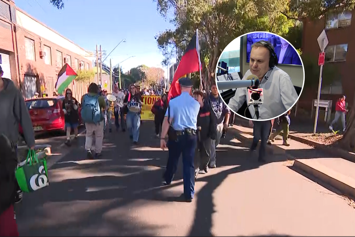 Article image for ‘Professional protesters’ – Clinton left baffled by public housing protest attendees