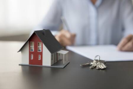 ‘Buying frenzy’ – Homebuyers facing 2-week deadline