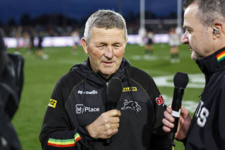 Penrith legend Royce Simmons walks 320km to honor late John Farragher