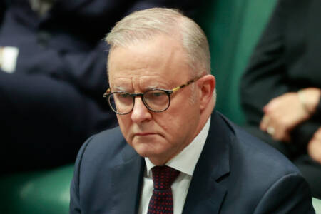 ‘Censorship’ – Warnings about PM’s online safety laws