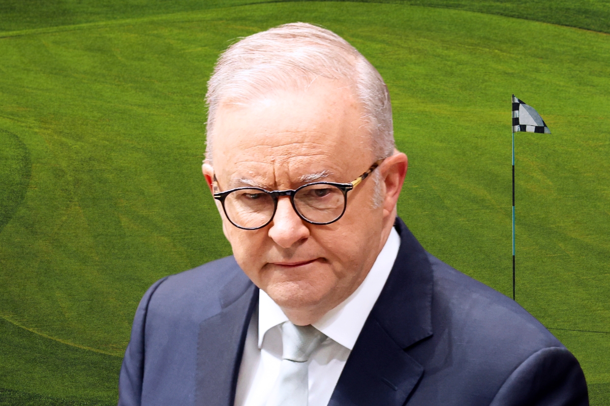 Article image for ‘Swing and miss’ – PM stumbles over golf club grant