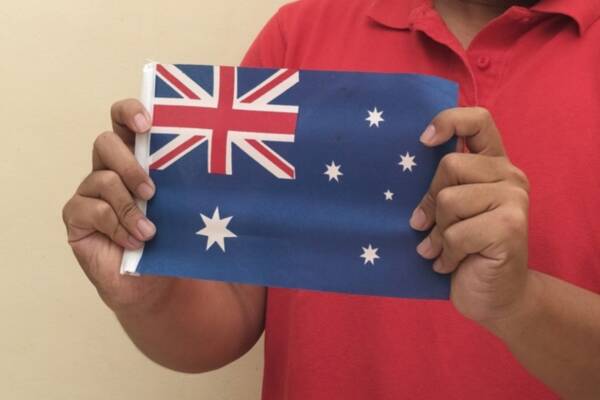 EXCLUSIVE - Sneaky change to Australian citizenship ceremonies