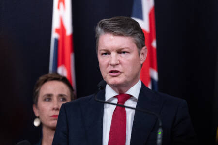 ‘Fill up and dash’ – Michael McLaren links Victorian premier’s servo blunder to Labor’s spending
